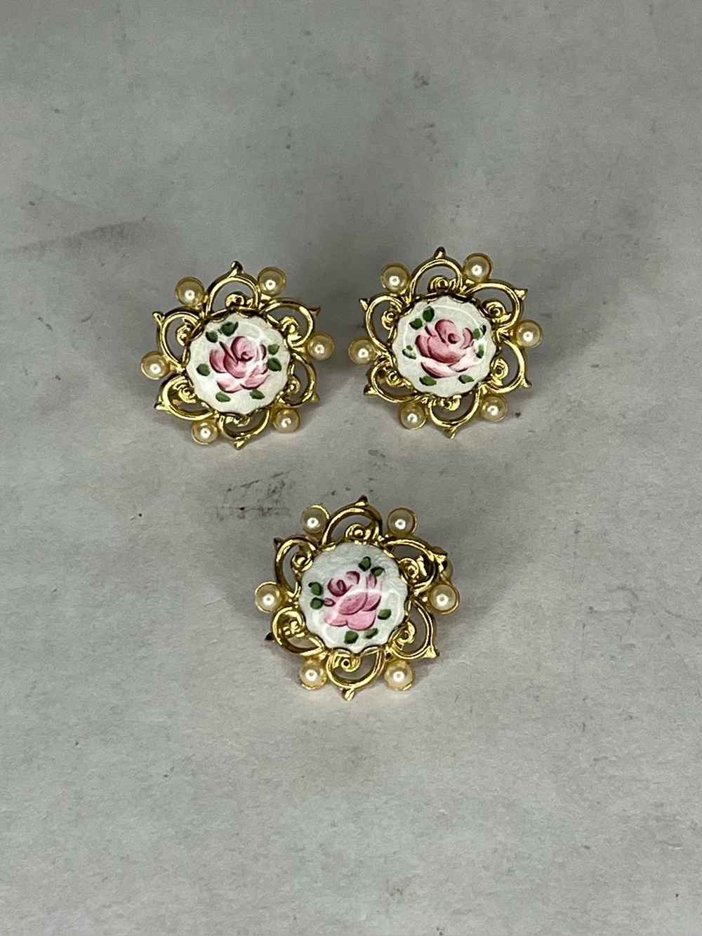 Pink rose clasp earring in matching pin set